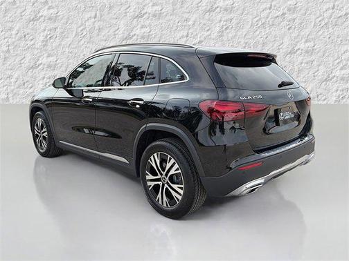 2025 Mercedes-Benz GLA 250 4MATIC