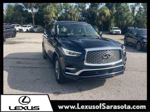 2022 INFINITI QX80 Luxe