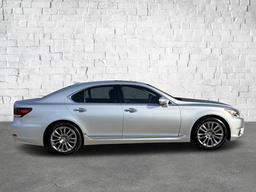 2017 Lexus LS 460 Base