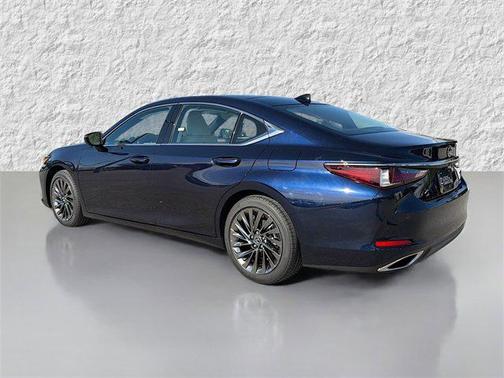 2025 Lexus ES 350 Ultra Luxury