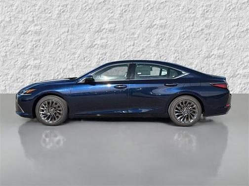 2025 Lexus ES 350 Ultra Luxury