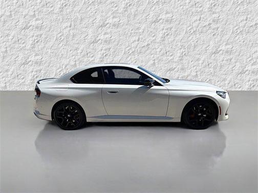 2025 BMW M240 i xDrive