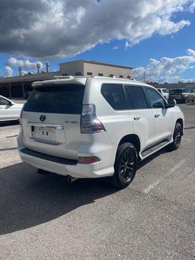 2023 Lexus GX 460 Premium