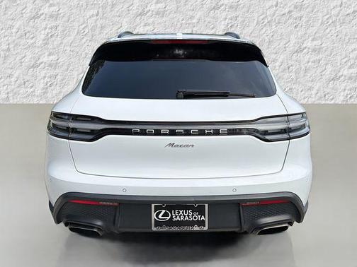 2023 Porsche Macan T