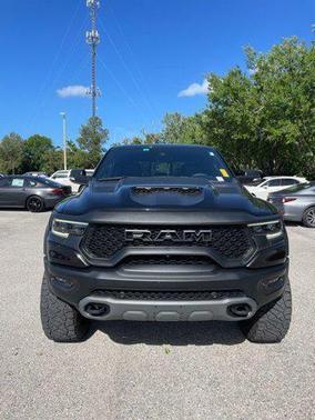 Diamond Black Crystal Pearlcoat 2022 RAM 1500 TRX