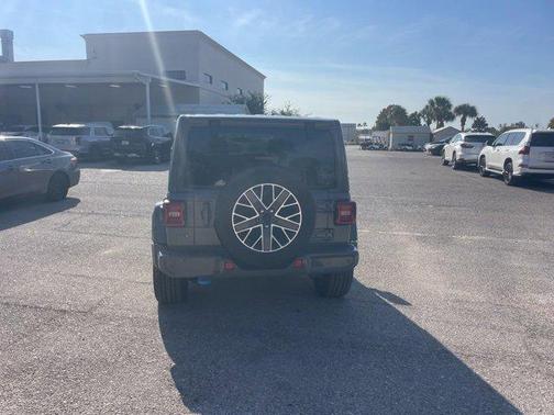 2023 Jeep Wrangler 4xe Sahara High Altitude