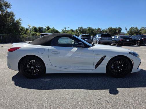2025 BMW Z4 sDrive30i