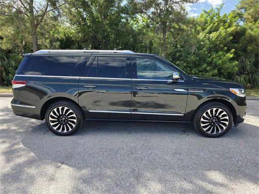 2023 Lincoln Navigator Black Label