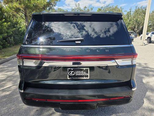 2023 Lincoln Navigator Black Label