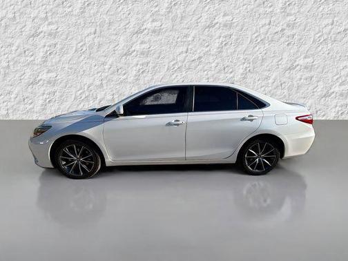 2017 Toyota Camry XSE