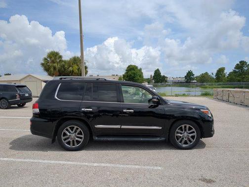 2015 Lexus LX 570 Base