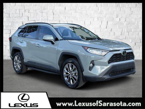2020 Toyota RAV4 XLE Premium