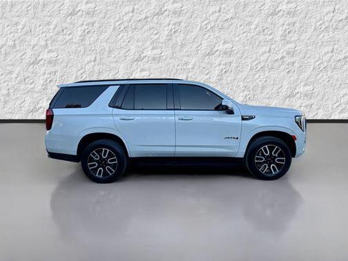 2024 GMC Yukon 4WD AT4