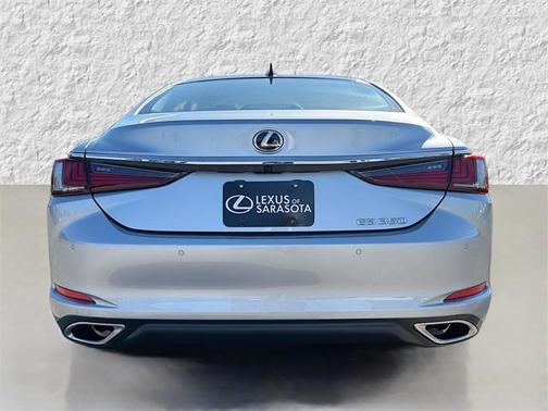 2025 Lexus ES 350 Ultra Luxury