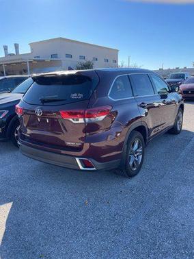 2019 Toyota Highlander Limited Platinum