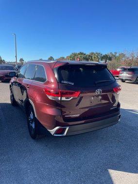 2019 Toyota Highlander Limited Platinum