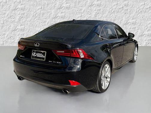 2016 Lexus IS 300 Base