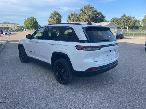 2023 Jeep Grand Cherokee Limited X