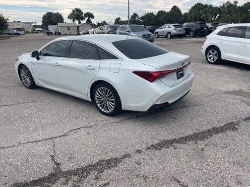 2020 Toyota Avalon Hybrid Limited