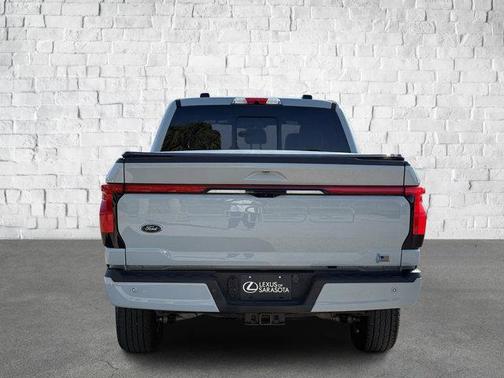 2023 Ford F-150 Lightning LARIAT