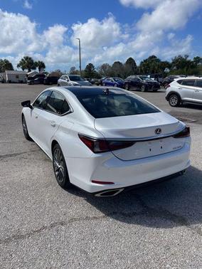 2025 Lexus ES 350 Ultra Luxury