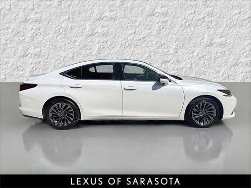 2025 Lexus ES 350 Ultra Luxury
