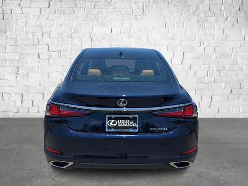 2025 Lexus ES 350 Base