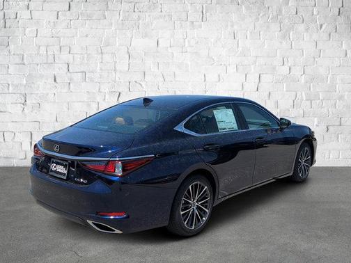 2025 Lexus ES 350 Base