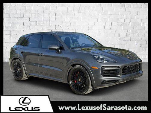 2022 Porsche Cayenne GTS
