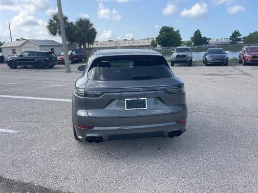 2022 Porsche Cayenne GTS