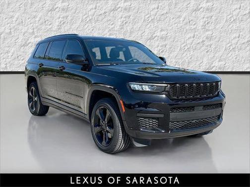 Diamond Black Crystal Pearlcoat 2023 Jeep Grand Cherokee L Altitude