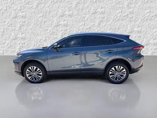 2023 Toyota Venza XLE