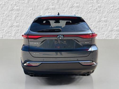 2023 Toyota Venza XLE