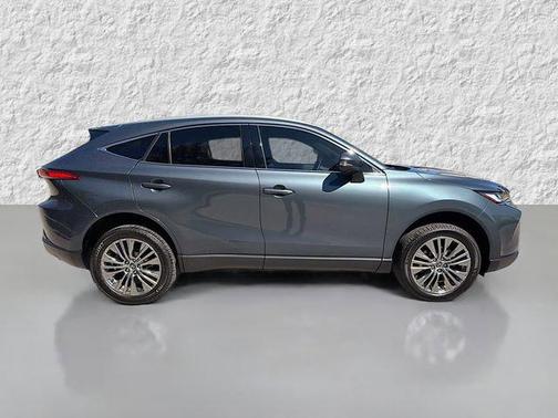 2023 Toyota Venza XLE