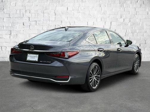 2024 Lexus ES 250 Base