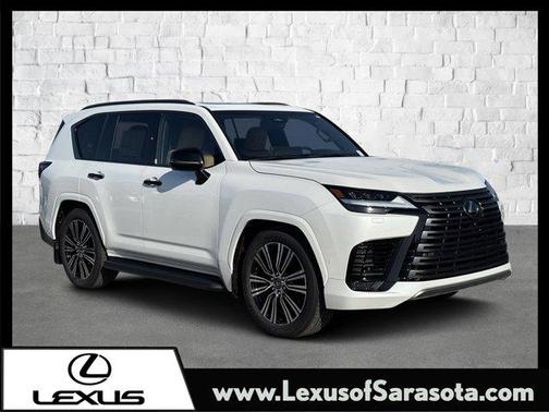 2025 Lexus LX 700h Luxury