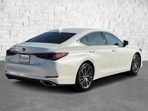 2025 Lexus ES 350 Base