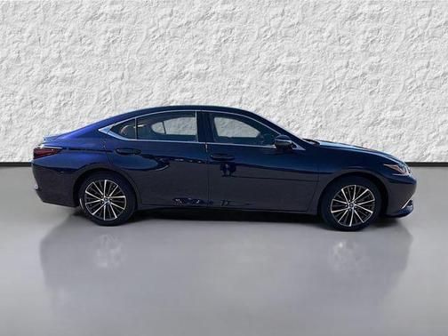 2023 Lexus ES 350 Base