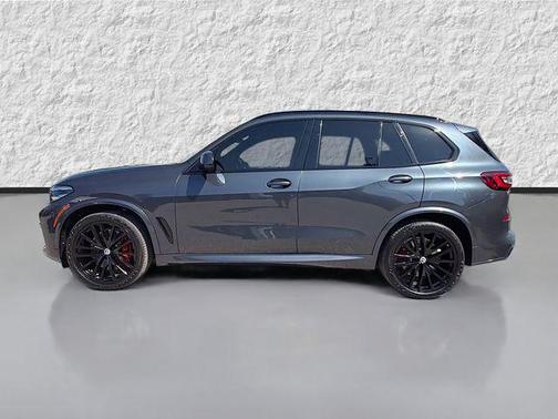 Arctic Grey Metallic 2022 BMW X5 M50i