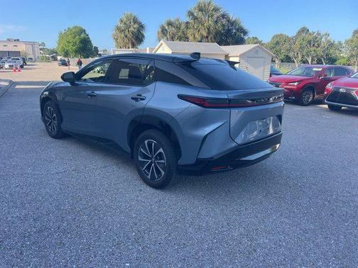2023 Lexus RZ 450e Premium