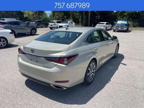 Moonbeam Beige Metallic 2021 Lexus ES 350 Base
