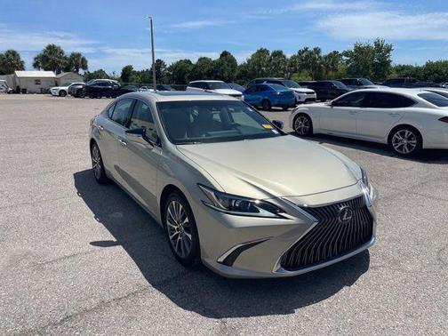 Moonbeam Beige Metallic 2021 Lexus ES 350 Base