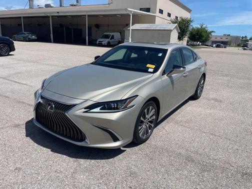 Moonbeam Beige Metallic 2021 Lexus ES 350 Base