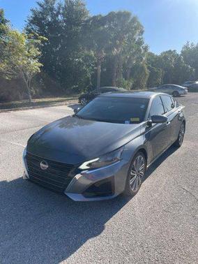 Gun Metallic 2024 Nissan Altima 2.5 SL