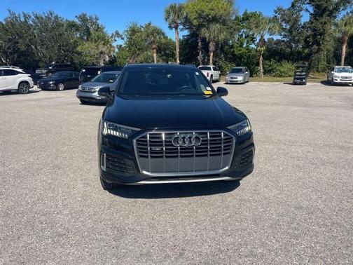 2020 Audi Q7 45 Premium Plus