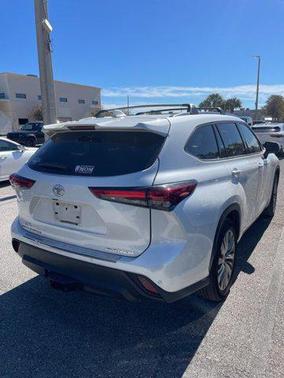2020 Toyota Highlander Platinum
