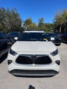 2020 Toyota Highlander Platinum