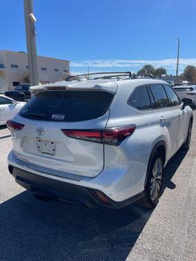 2020 Toyota Highlander Platinum