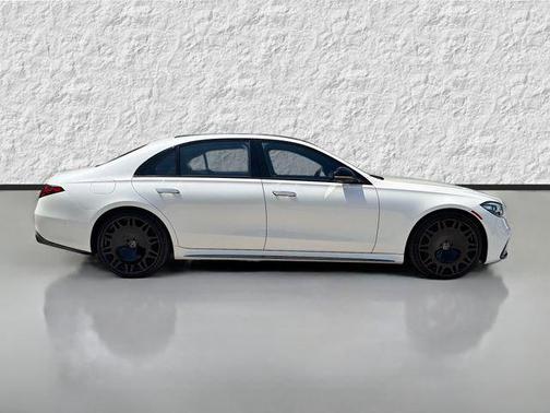 MANUFAKTUR exclusive diamond white bright 2023 Mercedes-Benz S-Class 4MATIC