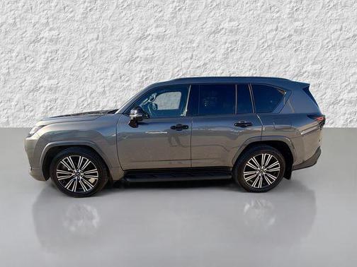 2023 Lexus LX 600 Luxury
